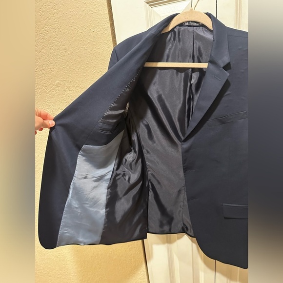 Zara Men’s Navy 2-Button Slim Fit Blazer , size US 40 - Picture 5 of 11
